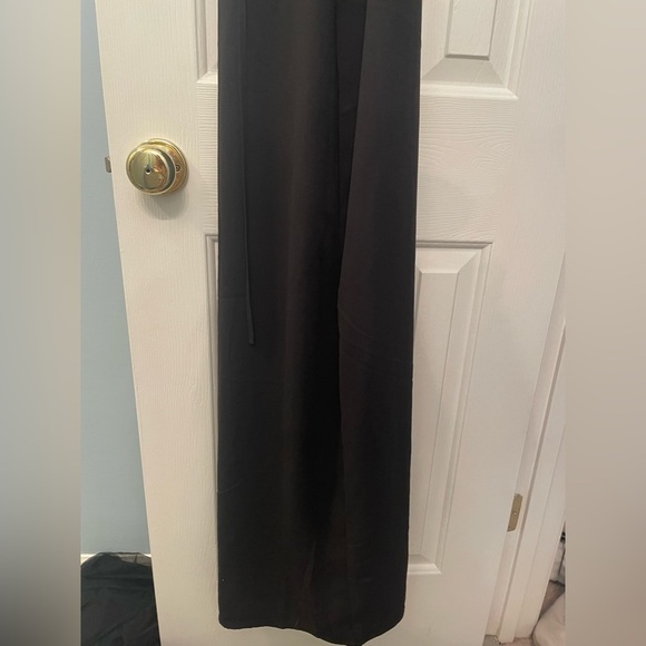 PrettyLittleThing Black One-Shoulder Maxi Dress - Picture 9 of 11